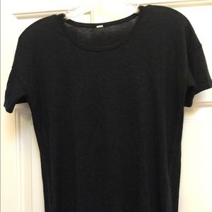 lululemon t shirt